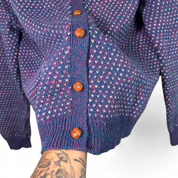 The Woolrich Woman Vintage Knit Wool Blend Button Down Cardigan - Picture 4 of 5